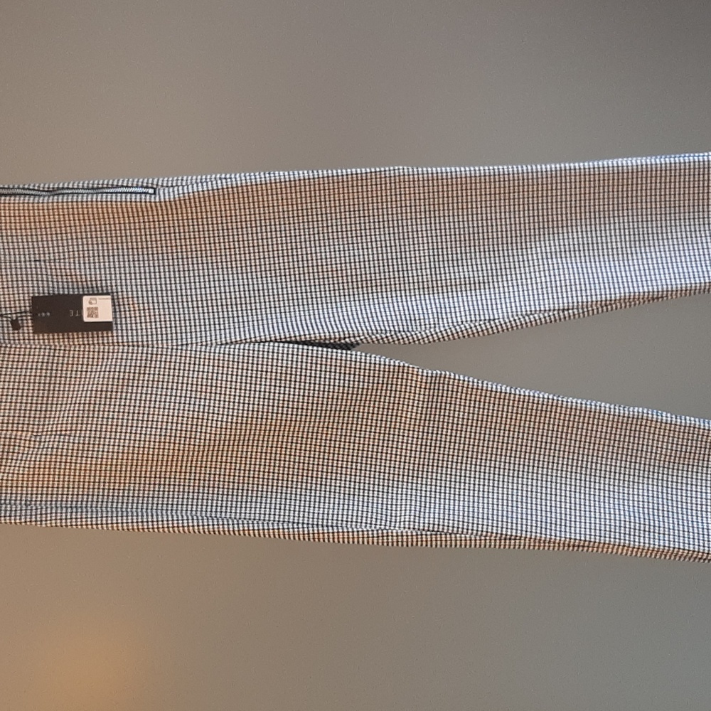 Dynamite Size S pants NWT. Black/white checkered
